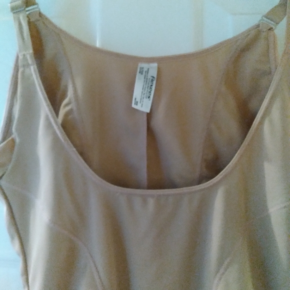 Flexees by Maidenform Body Briefer - Picture 3 of 8